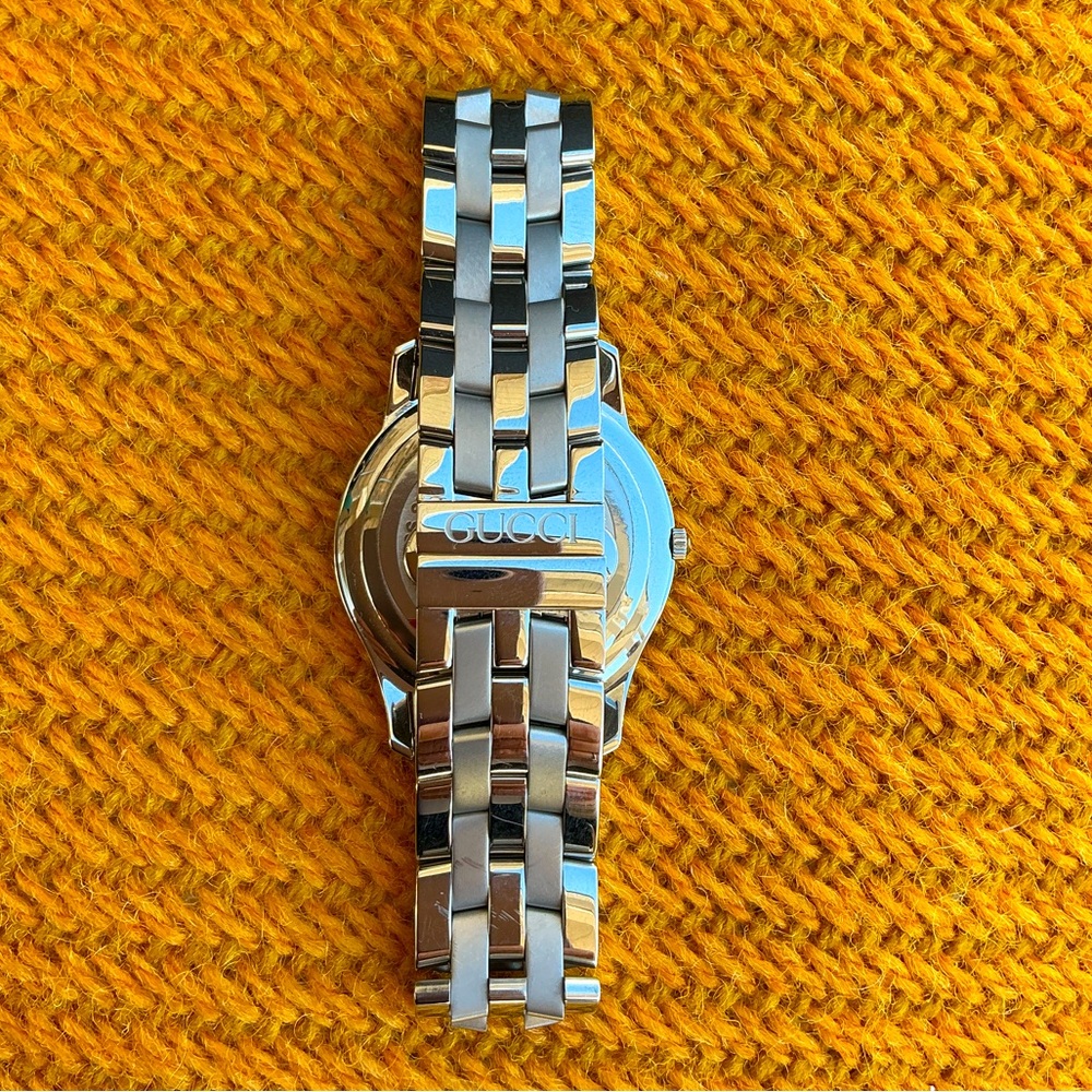 GUCCI stainless steel DRESS watch🔥🔥 - Picture 14 of 15